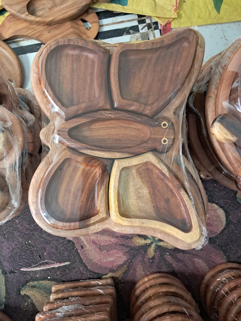 Elegant Handmade Egyptian Wooden Plate Butterfly 6 P